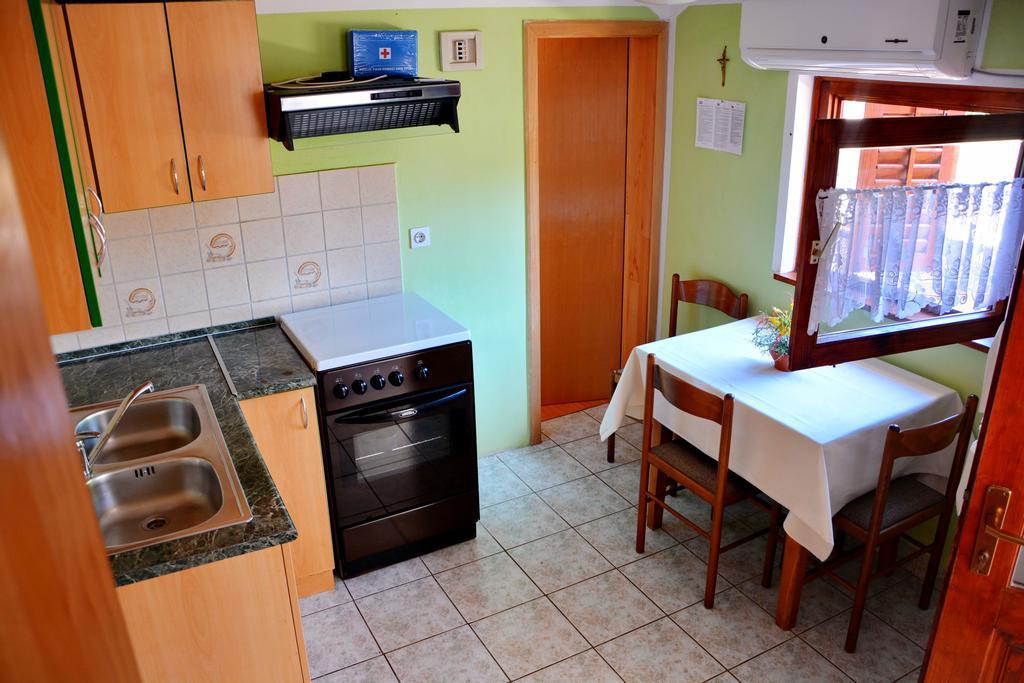 Apartments Joza Vir Luaran gambar