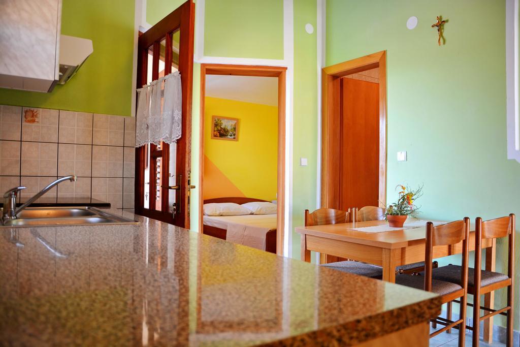 Apartments Joza Vir Luaran gambar