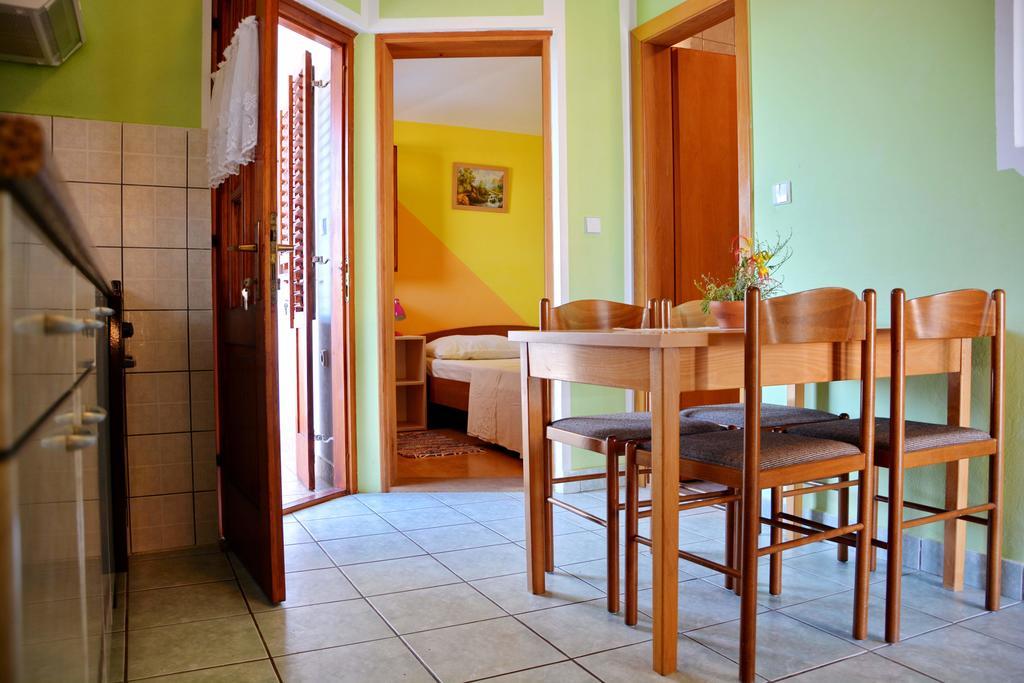 Apartments Joza Vir Luaran gambar
