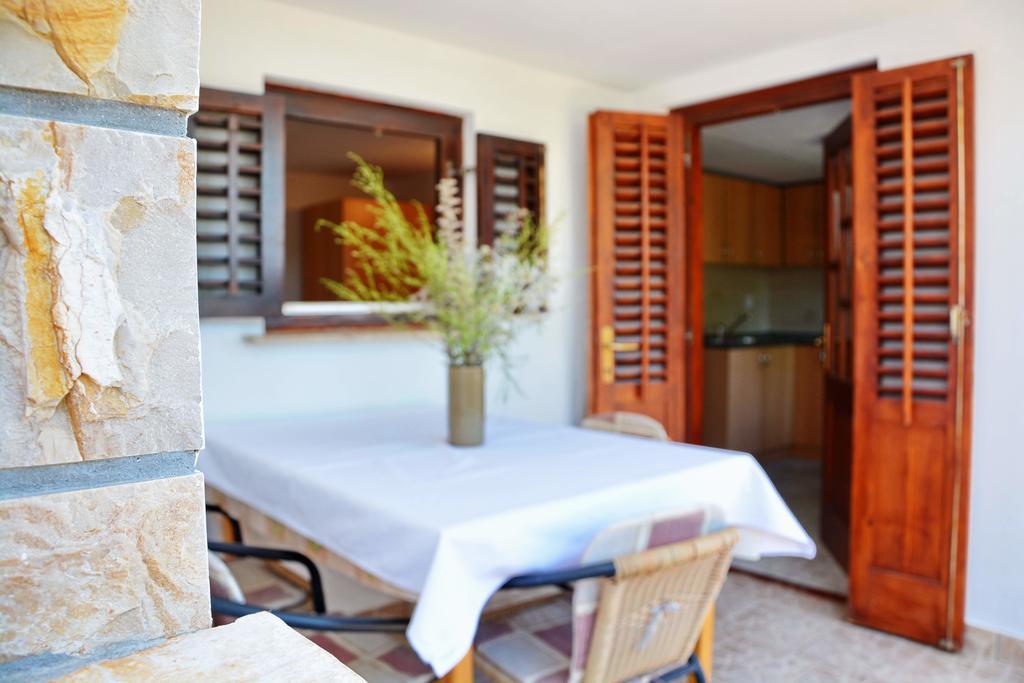 Apartments Joza Vir Luaran gambar