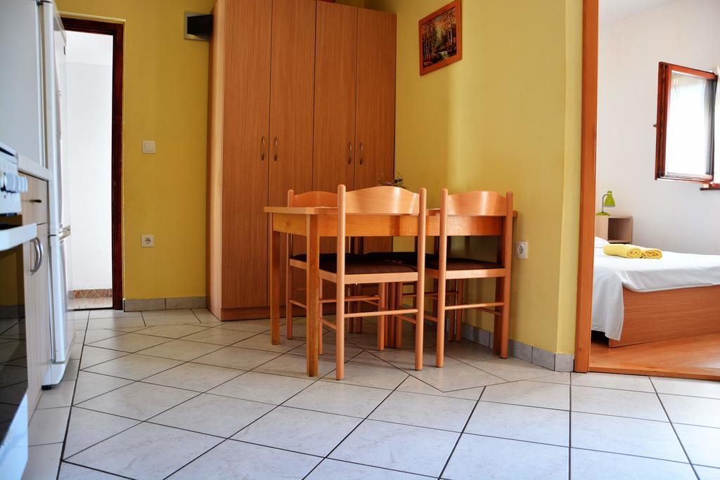 Apartments Joza Vir Luaran gambar
