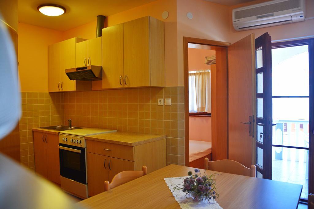 Apartments Joza Vir Luaran gambar
